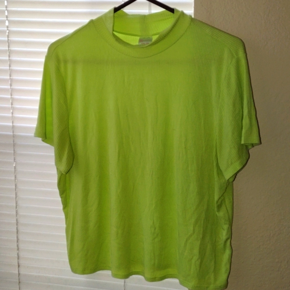 Tee